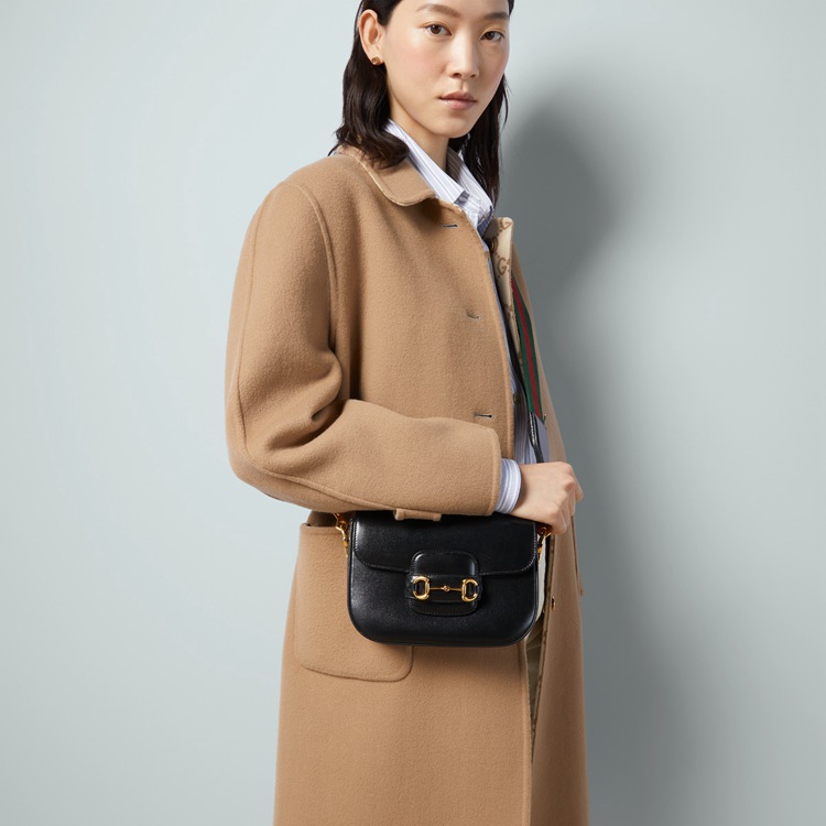 658574.18YSG.1060.003.100.0000.Light Gucci Horsebit 1955 mini bag
